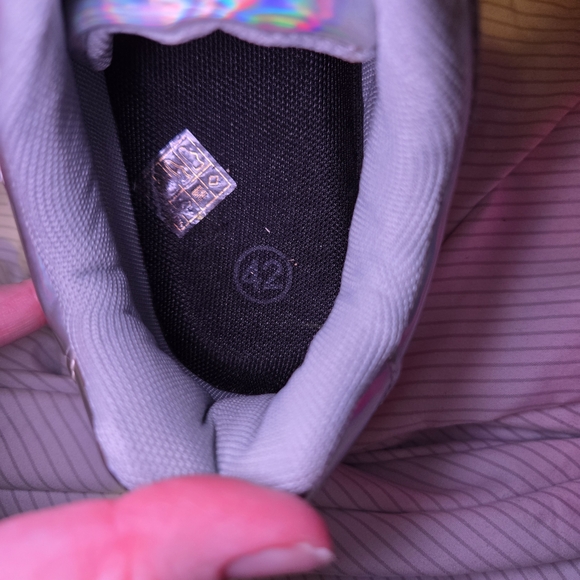 SHEIN Silver and Pink Holographic Sneakers - Picture 4 of 4